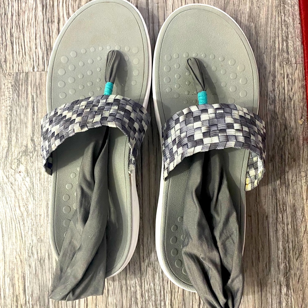 Vionic sandals